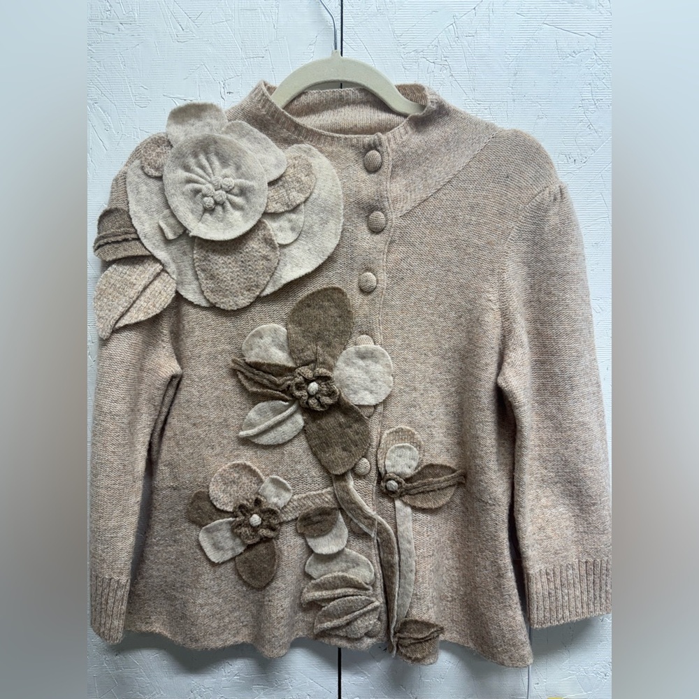Anyhropologie Beige Floral Women's Cardigan